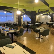 Dans la Forêt Lointaine